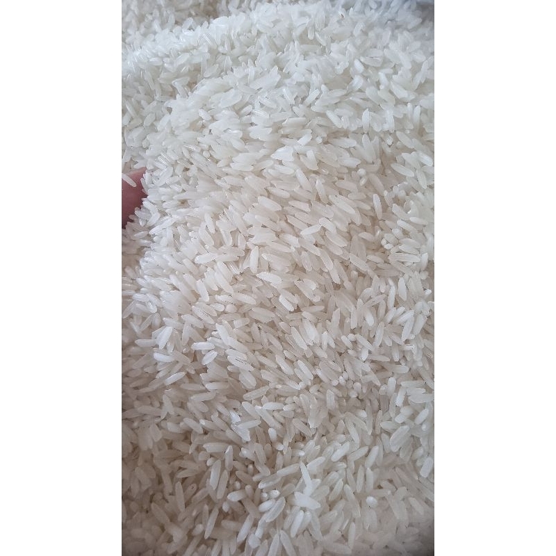 

Beras Ramos Premium B - 2,5 KG - Nasi Restoran - Merk Bambu Wangi