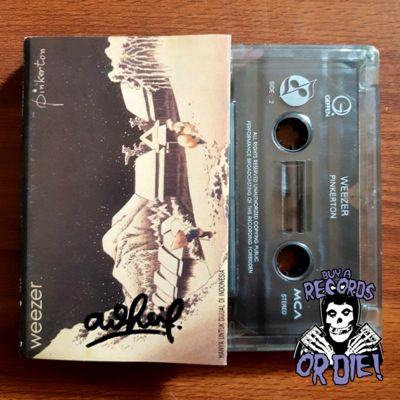 Kaset Pita Indie - Weezer Pinkerton