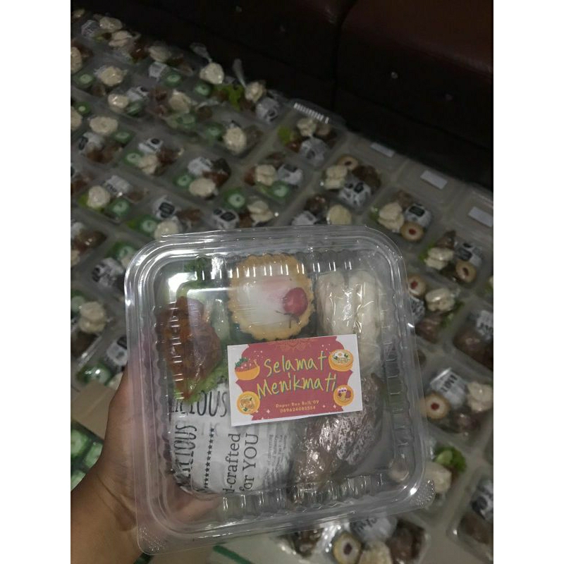 

Paket Nasi Box Mulai Harga 10K