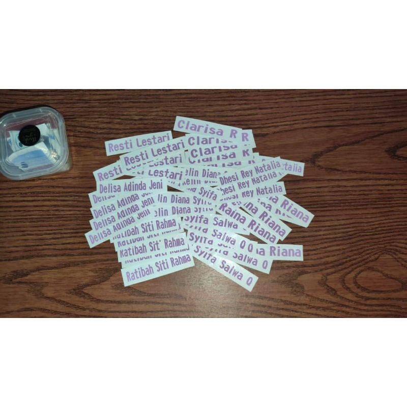 

STICKER NAMA CUTTING 1 SET (10 PCS)