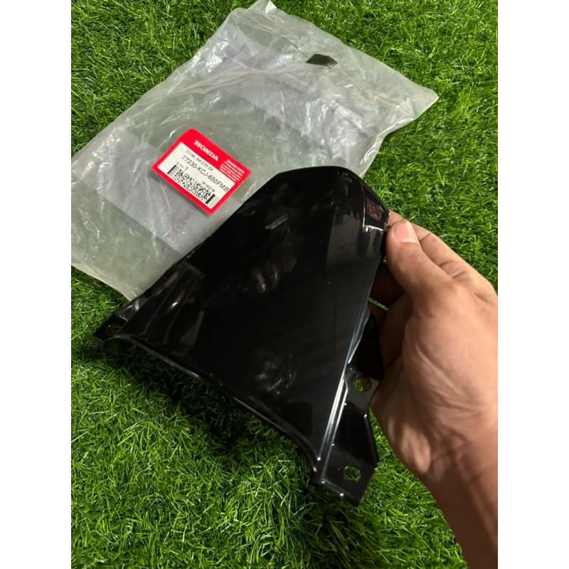 Covertyle covertiel COWL RR CTR BK original ahm 77230-KCJ-650FMB