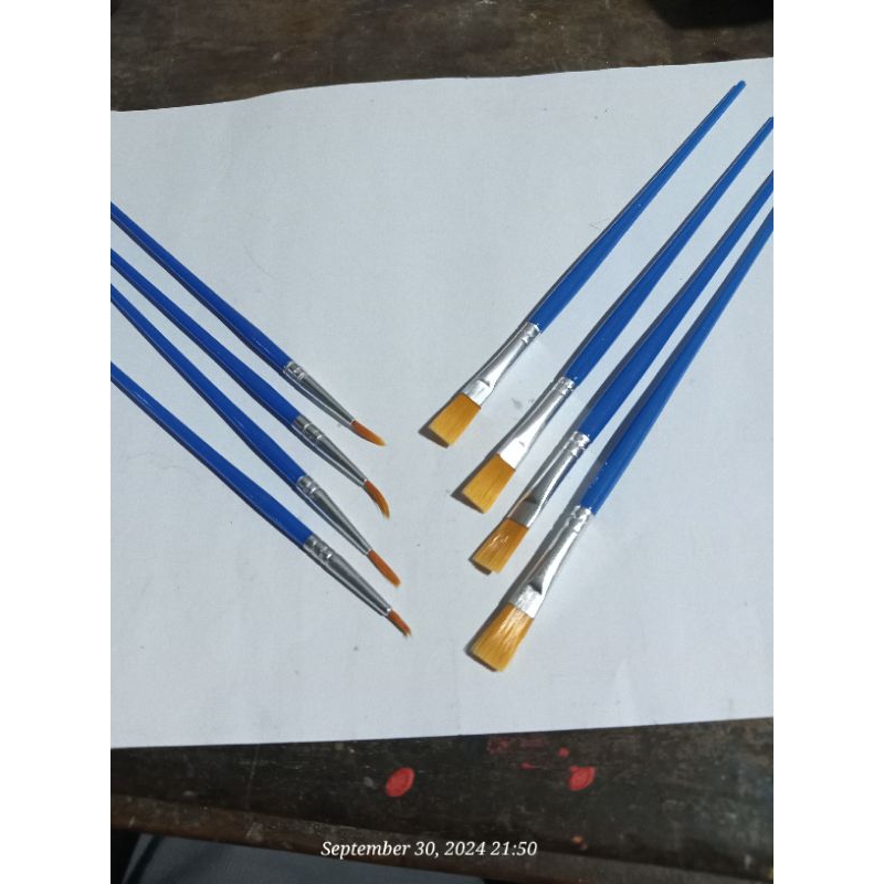 

KUAS LUKIS/KUAS KANVA/KUAS GIPSUM/KUAS STEREFOM