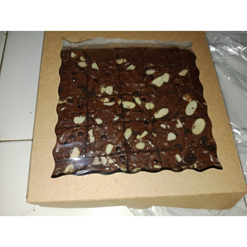 

fudgy brownies 1 loyang