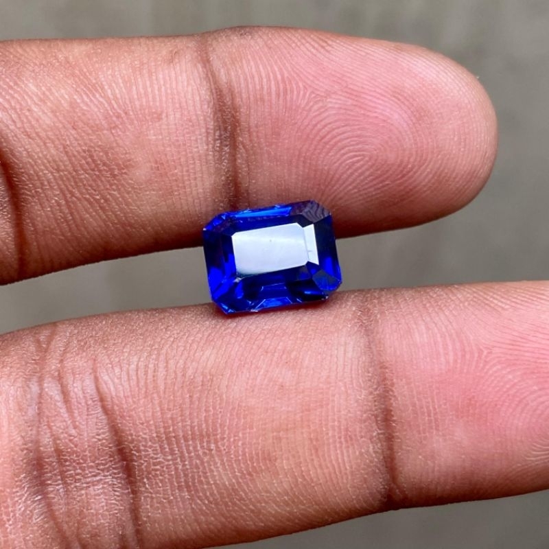 batu king safir royal blue sapphire chatam bangkok safir catam hardness skala Mohs 8-9 dim 11x9x7