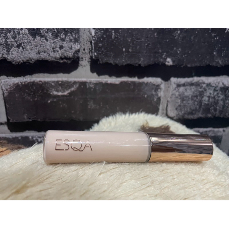 preloved concealer by esqa