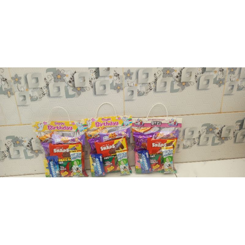 

hampers Snack ulang anak/Bingkisan snack ulang tahun Label nama