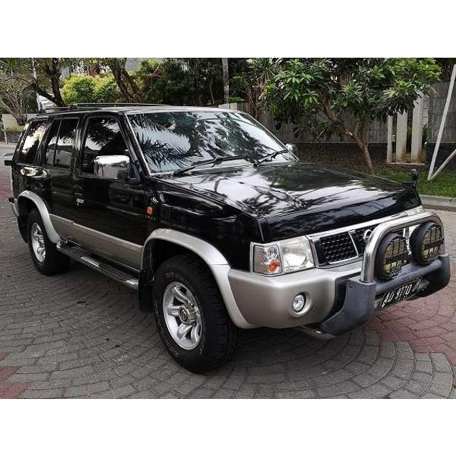 Karet Set Eksterior Terrano Kingsroad