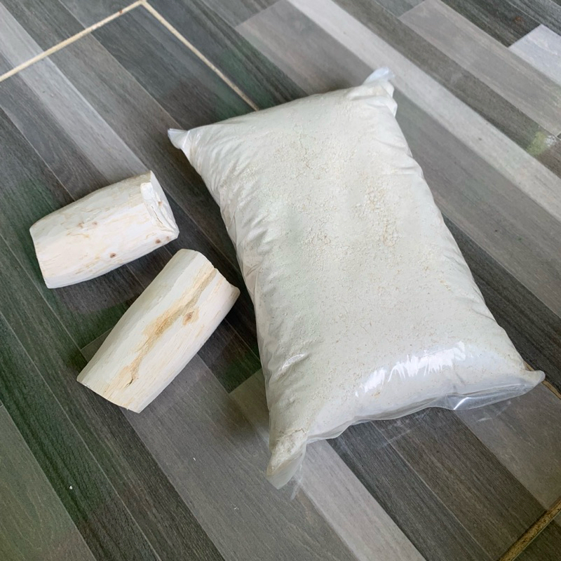 

Tepung Gaplek, bahan tiwul khas Gunungkidul