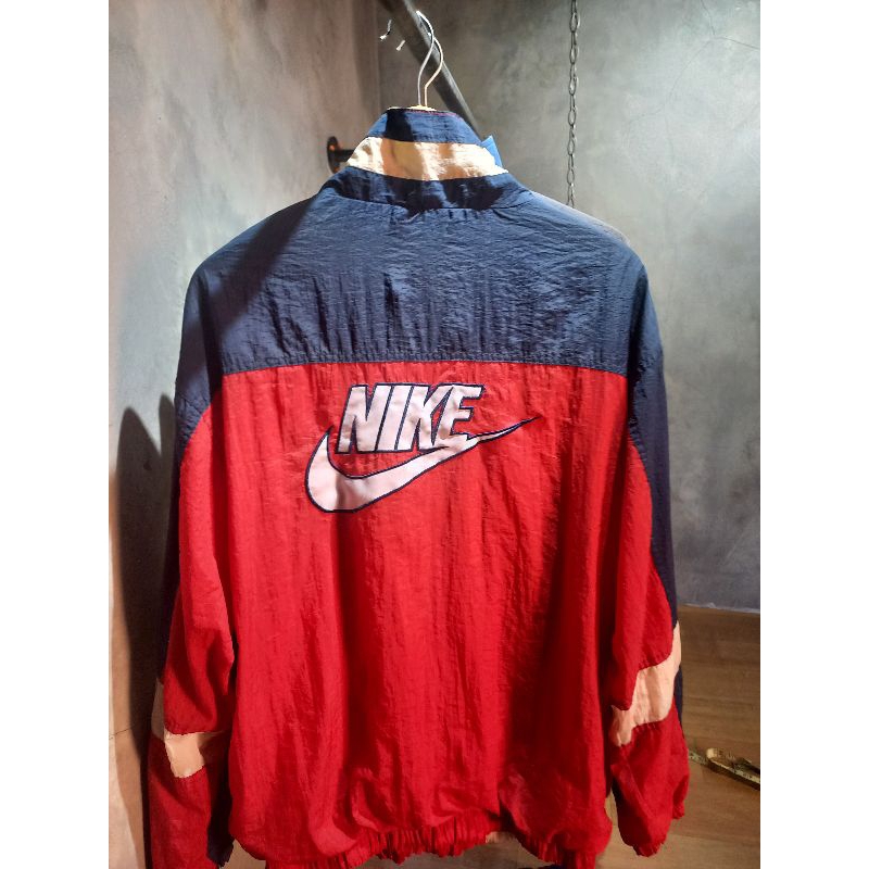 wb nike vtg