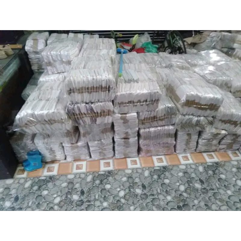 

kantong kertas chiken
