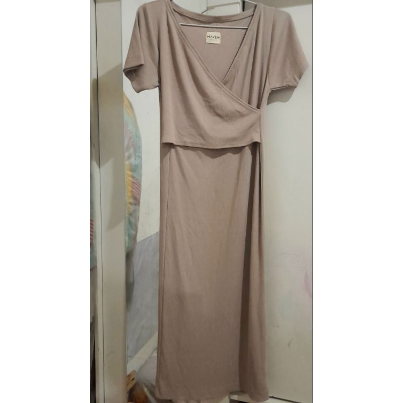Preloved Dress Maven