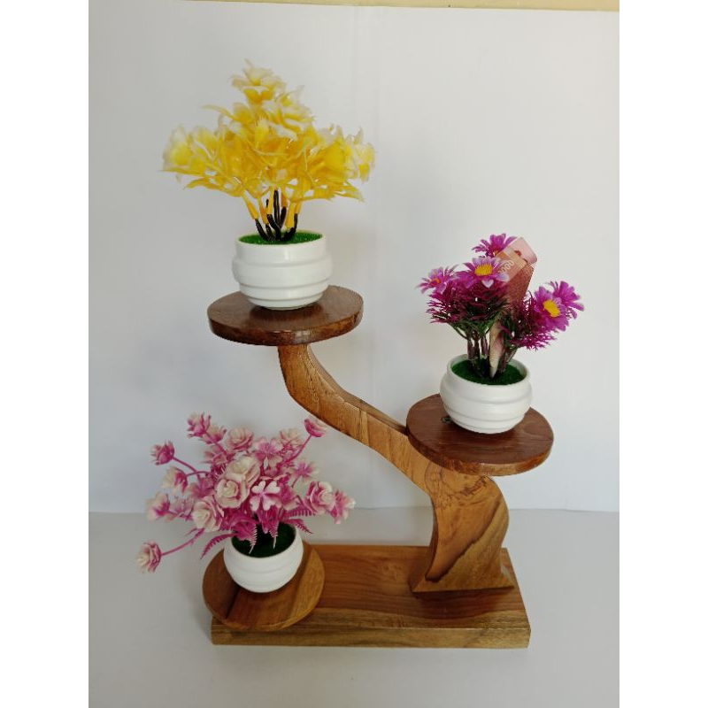Rak bunga  tempat pot bunga ,bahan kayu jati  halus kuat