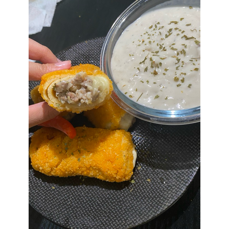 

wagyu risol truffle mozarella double sauce