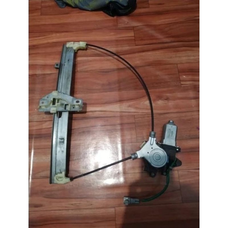 motor dinamo power window dan regulator baleno belakang kanan original