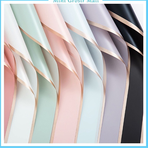 

Segera Ambil Flower Wrapping Paper Varian List Gold Line Emas Kertas Buket Bunga Cellophane Florist Goldline 1 PACK 2PCS