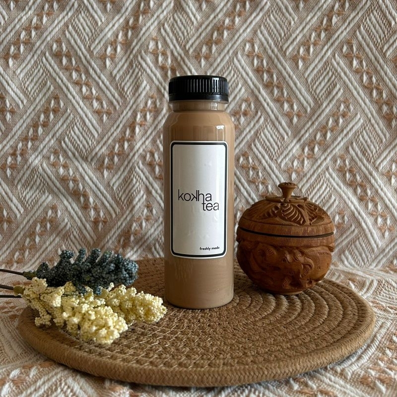 

kokha tea osmanthus milk tea 250ml in bottle