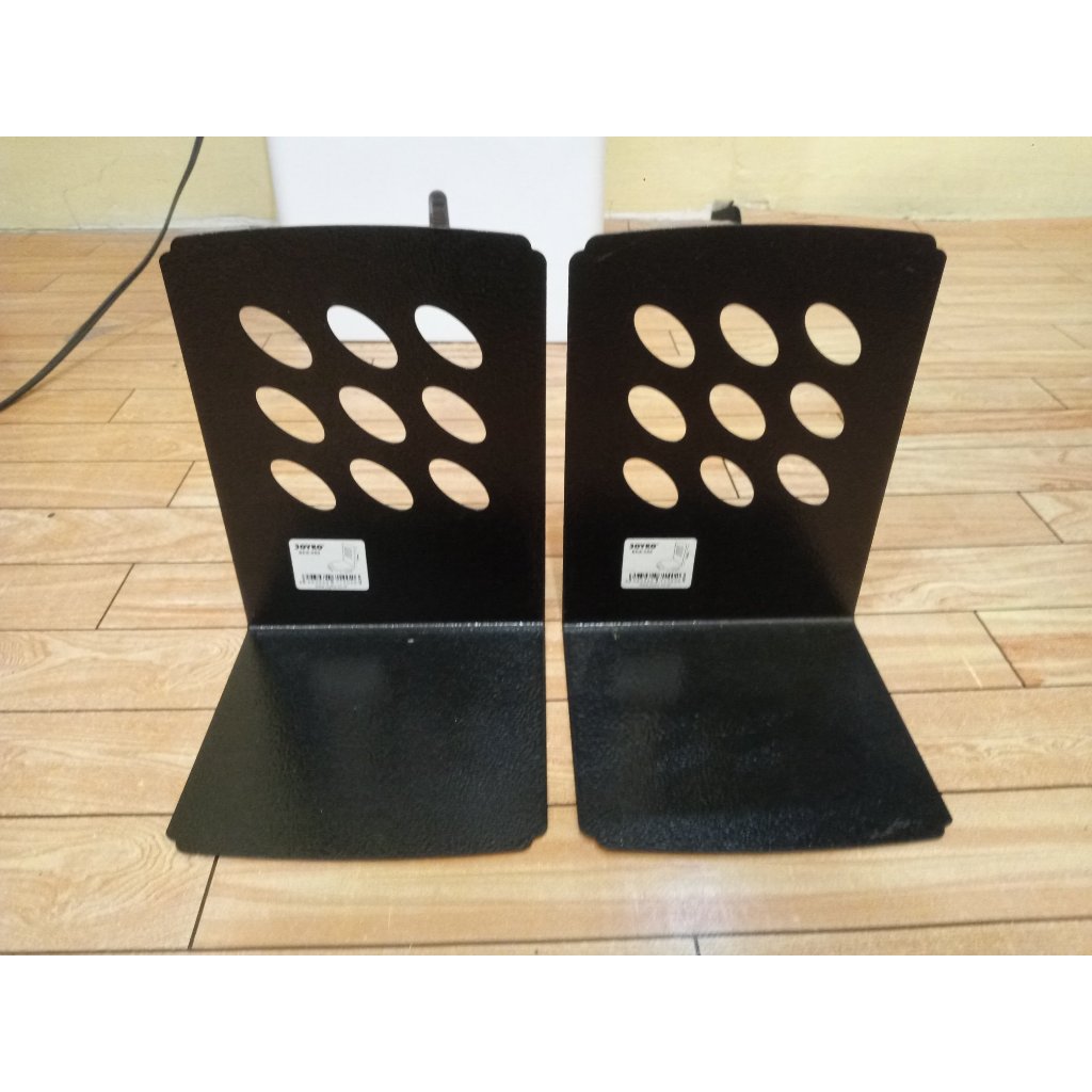 

Preloved Book Holder Joyko Besi Hitam - Penyangga Buku