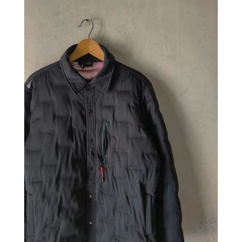 Jaket Tebal FIELDCORE Waterproof Size L Original Second