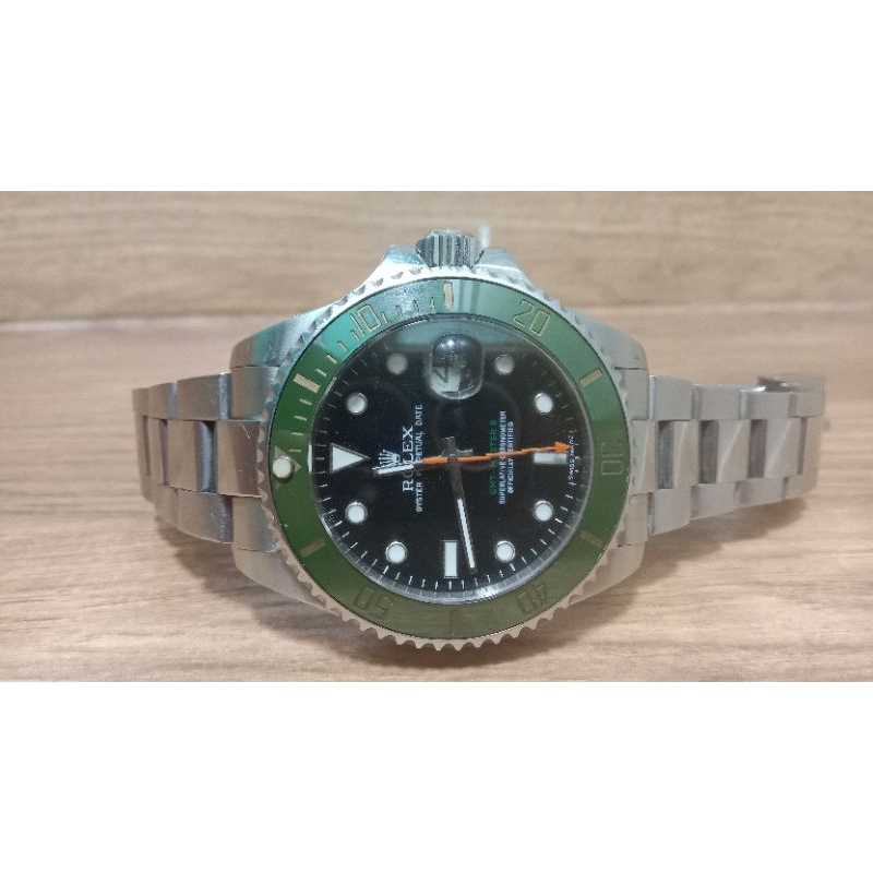 Rolex kermit otomatis bekas