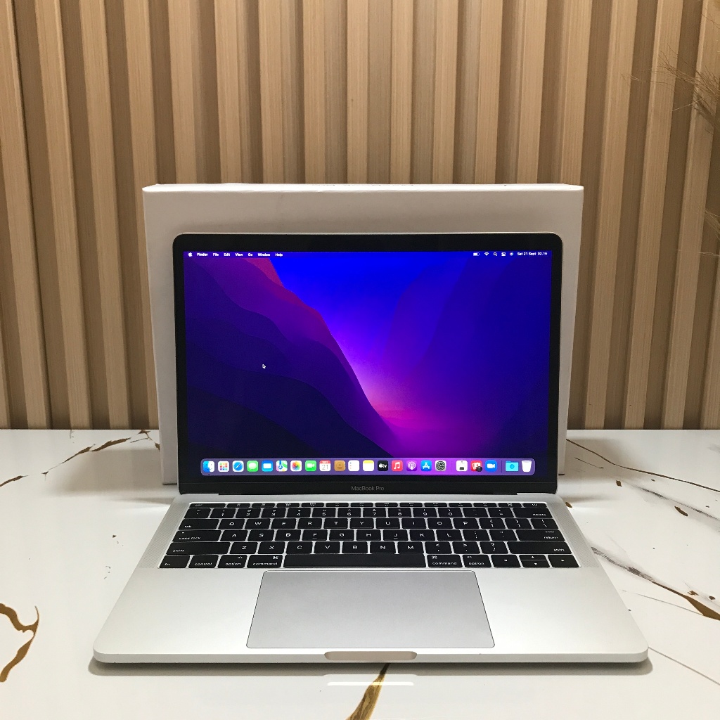 MacBook Pro 13" 2016 Non Touchbar Ram 8 GB Ssd 1 TB Silver