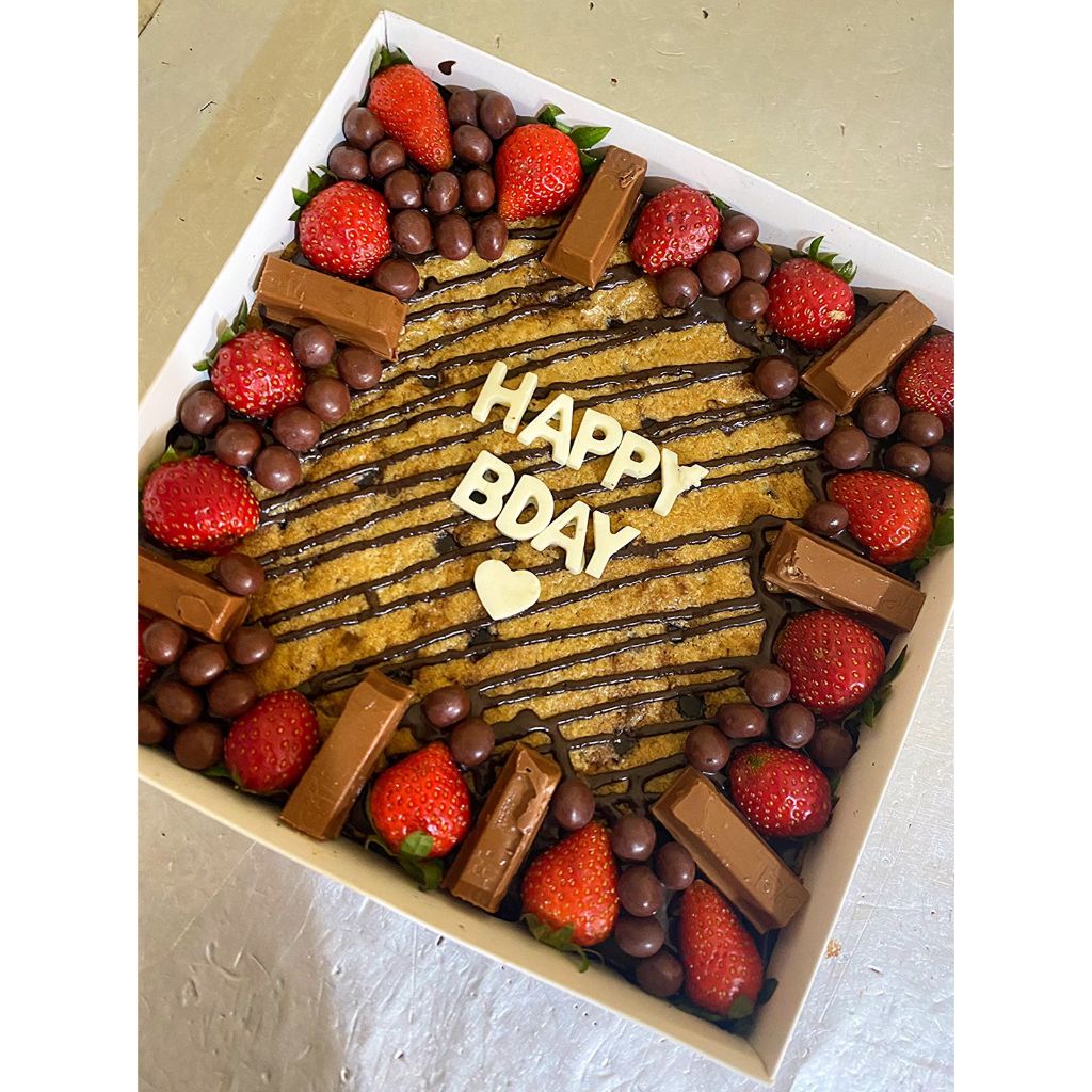 

Xmaster Glamorous Customized Brownies by Brownies Bella