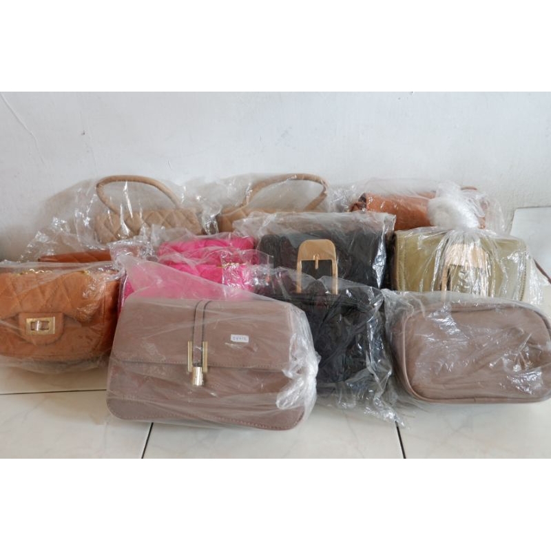 Deliwafa Tas Selempang Wanita / Sling bag / Hand bag