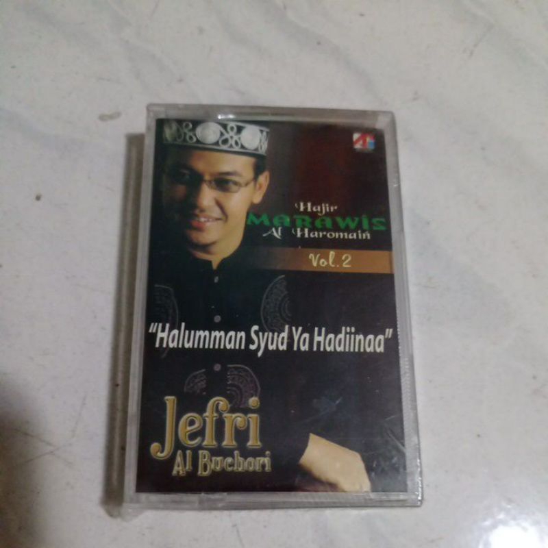 Kaset Pita Hajir Marawis Al Haromain "Halumman Syud Ya Hadiinaa"oleh Jefri Al Buchori