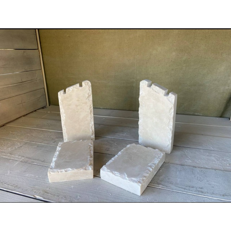 display kalung satu set marmer