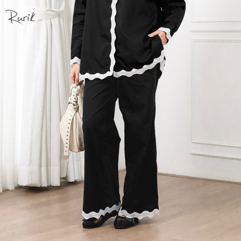 Rurik Tanzila Cullote Wanita