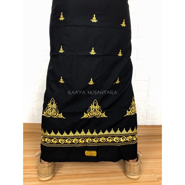 sarung wadimor bordir pintu aceh toraja bali dan minang songket sultan pelikat sarong katun lembut