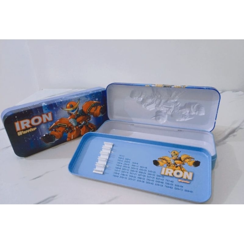 

Kotak Pensil Kaleng 3D Timbul Anak Laki laki/Kotak Pensil Karakter Robot/Kotak Pensil Anak Laki laki/Kotak Pensil Kaleng/Kotak Pensil Timbul/Kotak Pensil 3D/Kotak Pensil/Pensil Case