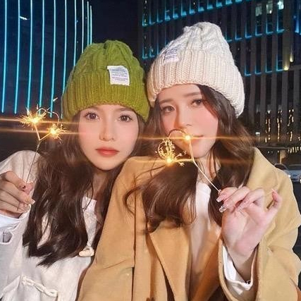 Terlaris Kupluk Rajut Musim Dingin Tebal Kupluk Pompom Winter Qualitas Topi Beanie Wanita & Pria Mur
