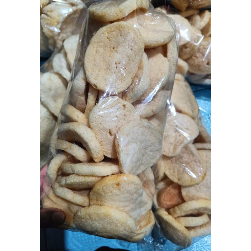 

Kerupuk Kemplang ikan Palembang