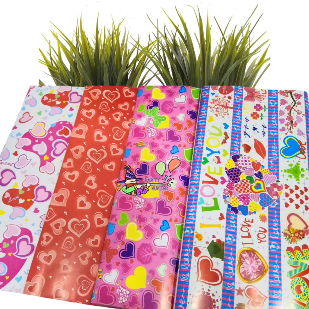 

Kertas Kado Motif Hati / Heart / Love Glossy (5 Lembar)