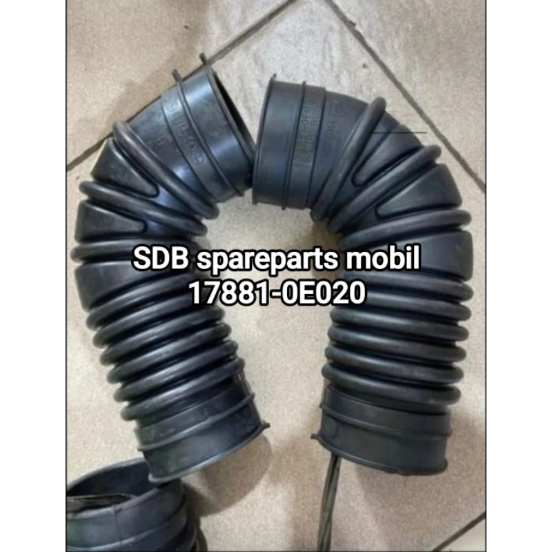 17881-0E020 hose selang karet hawa filter udara Innova reborn Fortuner vrz Hilux Revo diesel origina