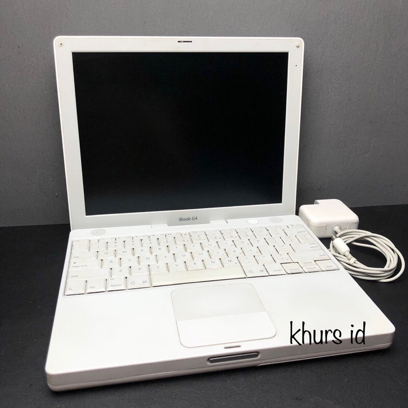 iBook G4 12-inch white mid 2005 - apple collection