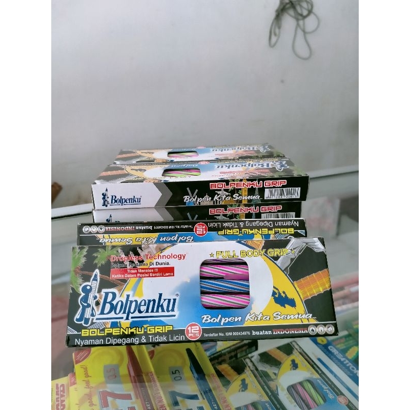 

Bolpenku ulir Isi 12pcs