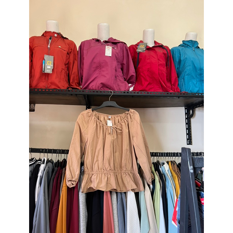 blouse Uniqlo