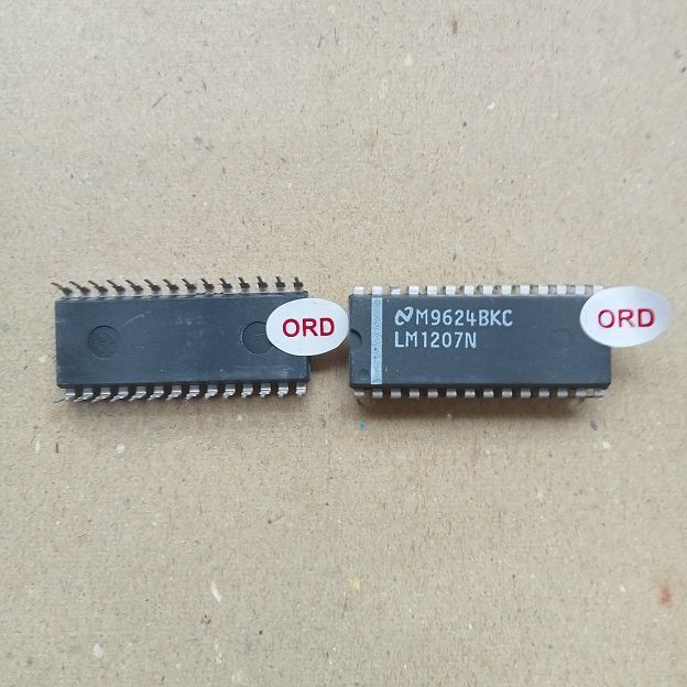 LM 1207 N / LM1207 N IC/Transistor