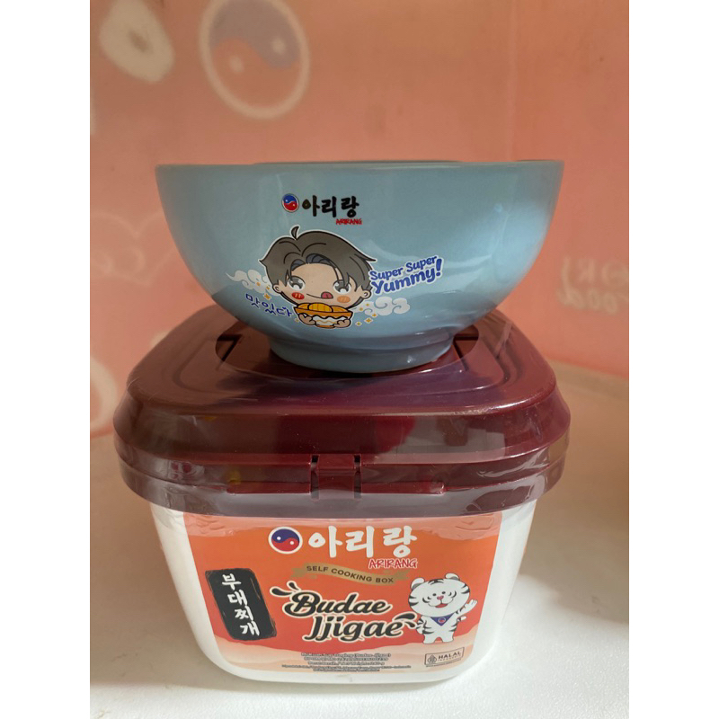 

Arirang Self cooking box Budae JJigae FREE mangkuk cantik bisa bebas pilih warna (HALAL)