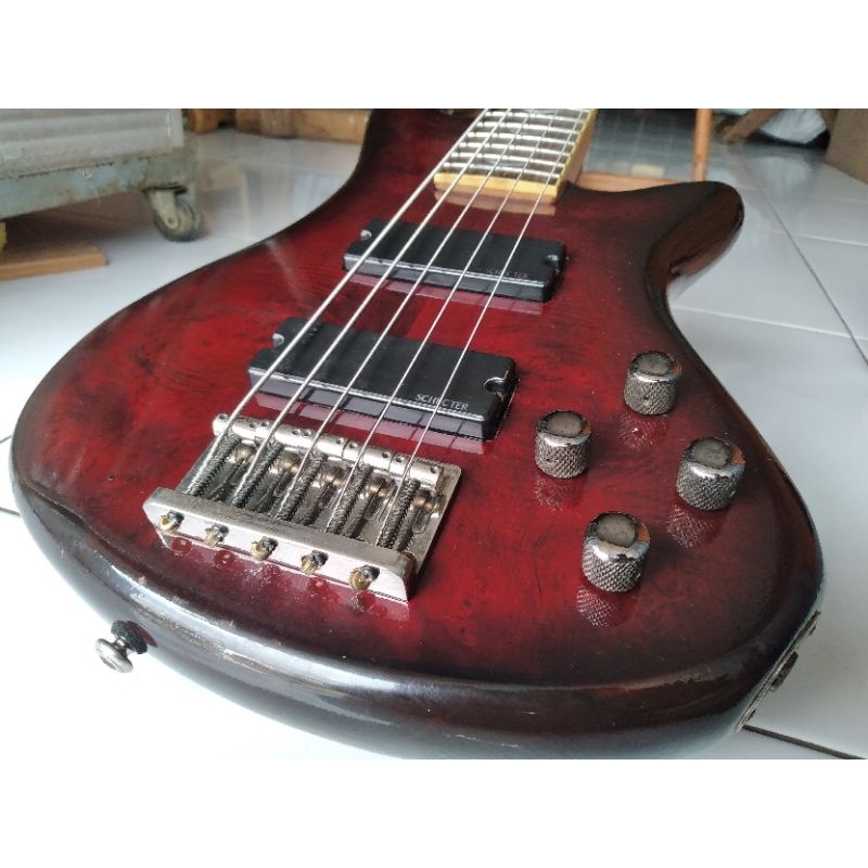 Bass Schecter 5 string Stiletto 5 Original