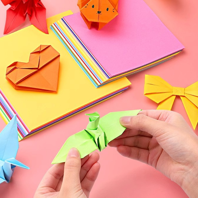 

Kertas Lipat Origami 2 Sisi Warna Matte 10 Warna isi 100 Lembar