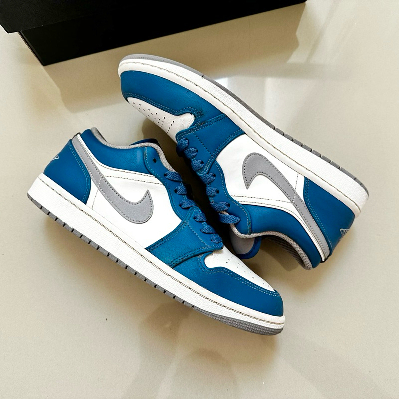 aj 1 low true blue