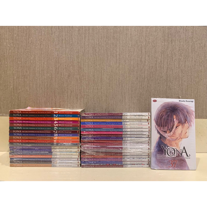 Komik Manga Set Yona The Girl Standing Akatsuki no Yona 1-20,21,22,23,24,25-37