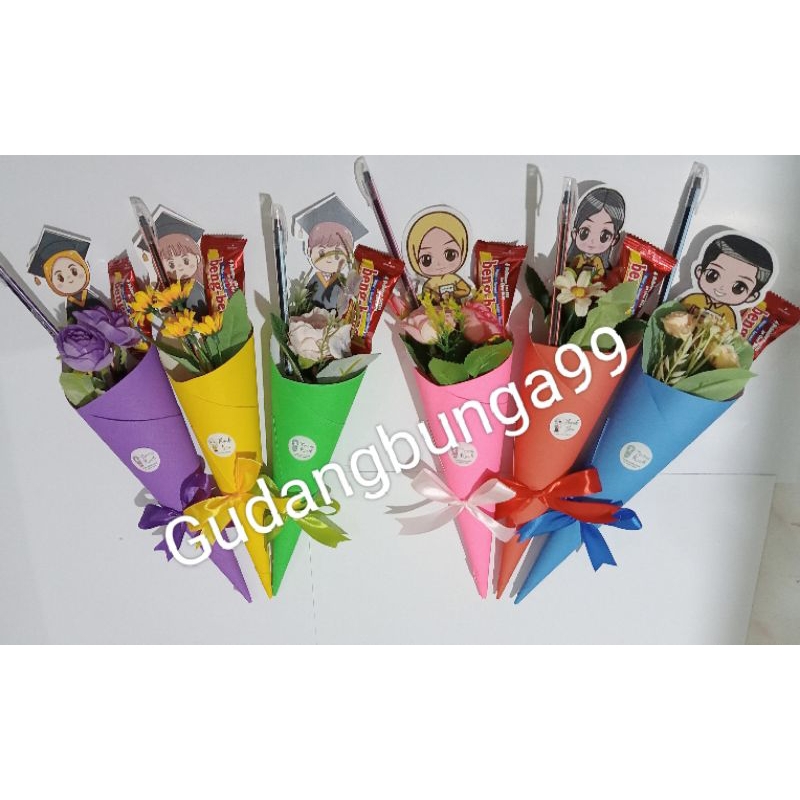 

Buket kecil cone kerucut bengbeng wisuda kelulusan graduation hari guru teacher day hadiah