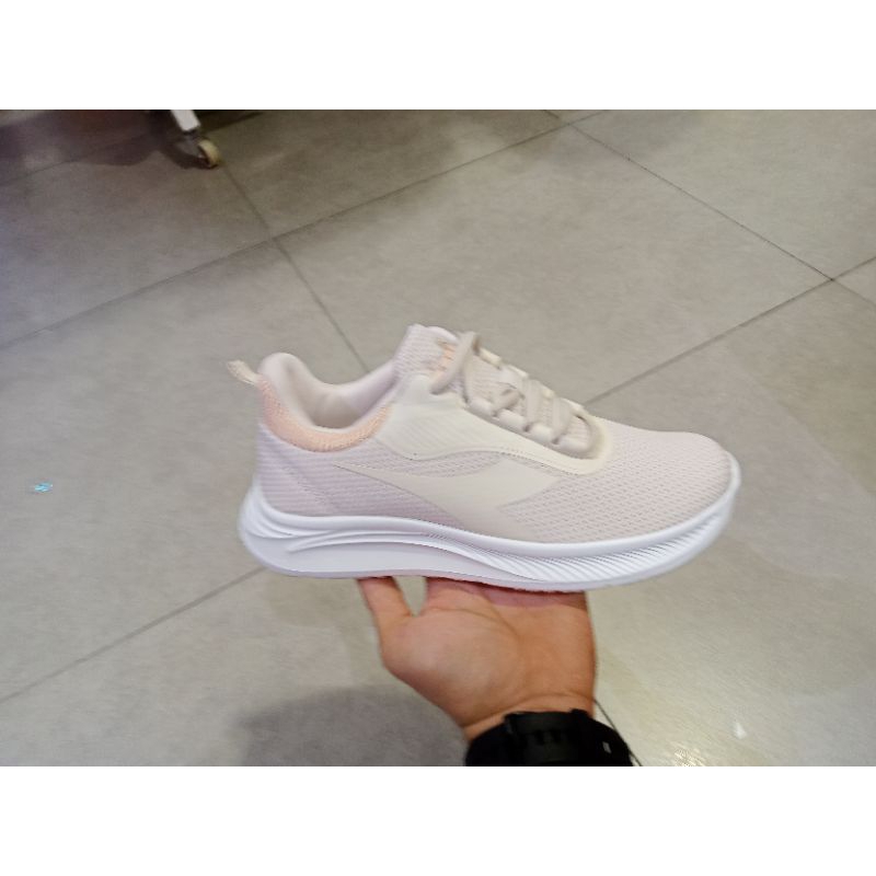 Sepatu Diadora original wanita/Diadora Maura women's running shoes -Beige