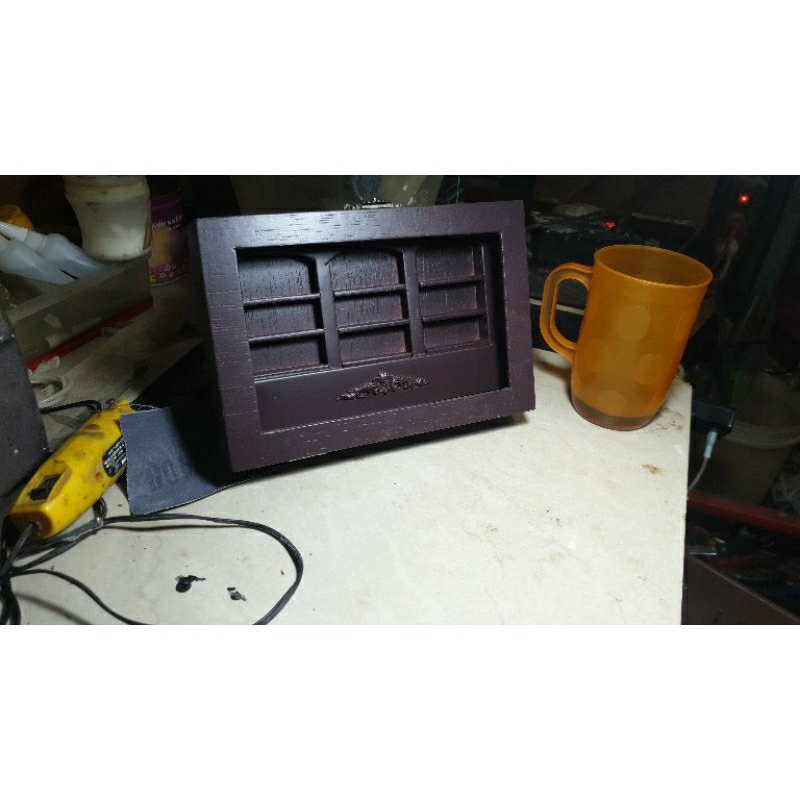 Miniatur Display Rak buku