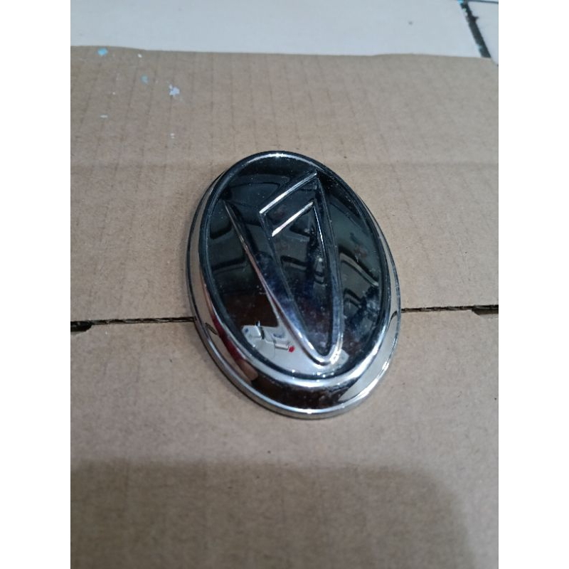 emblem lambang logo bemper depan original Daihatsu zebra Espass taruna asli ori