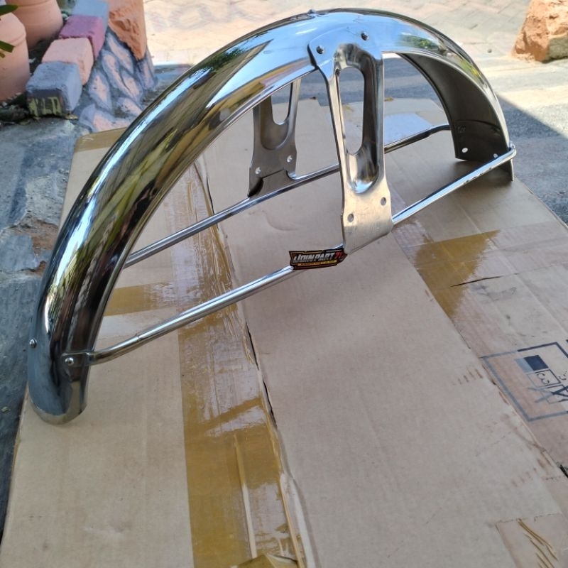 Spakbor slebor depan Honda S90 S90z Benly CB10 NOS TAIWAN