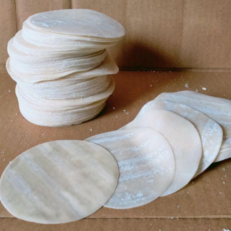 

KULIT DIMSUM SIOMAY HALAL COCOK UNTUK DIMSUM,GYOZA,SWIKIAU ANTI LENGKET TIDAK MUDAH SOBEK